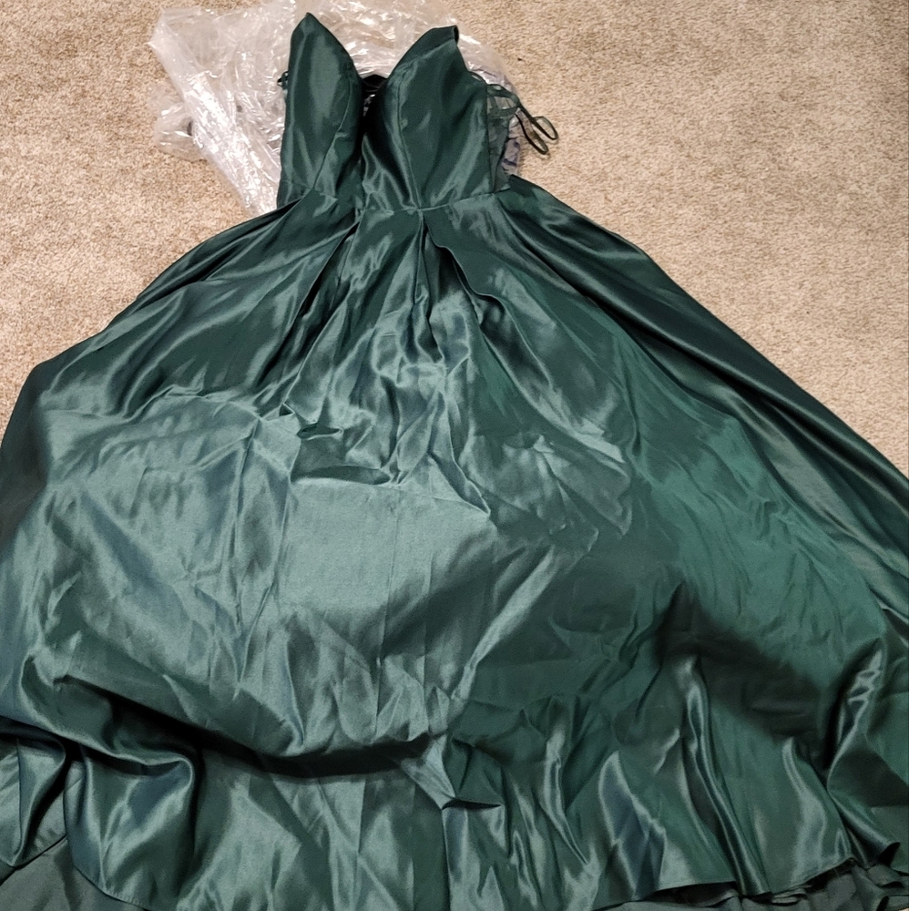 Elegant Emerald Princess Prom Dress Ballgown
